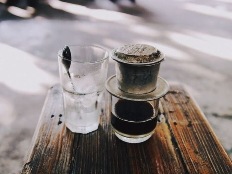 Hình ảnh cafe đẹp ly cafe cà phê sữa đá cà phê đen  VFOVN